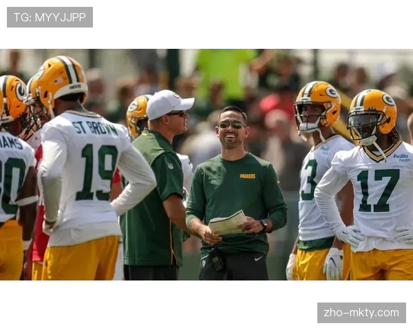 包装工队进攻组找到节奏 连续得分展现战术执行力